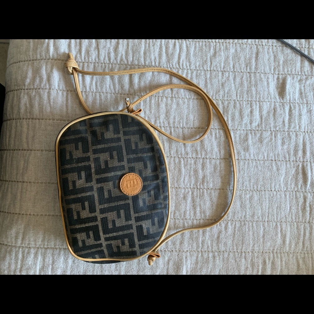 Vintage fendi bag